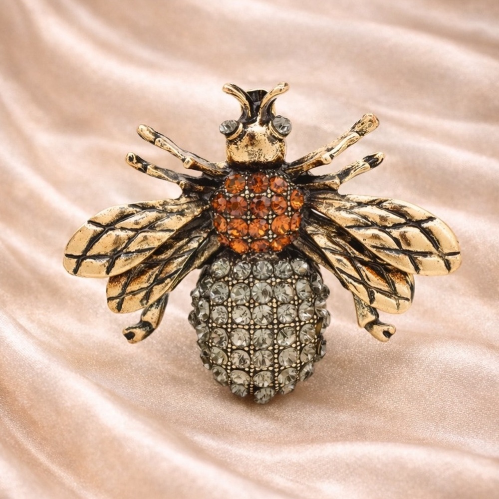 Amber Gold Bee Brooch with Amber and Smoke Crystals